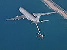 Australian A330 MRTT refuels F-16
