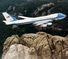 AIR VC-25 AF1 Over Mt Rushmore